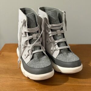 Sorel Light Gray Winter Boots